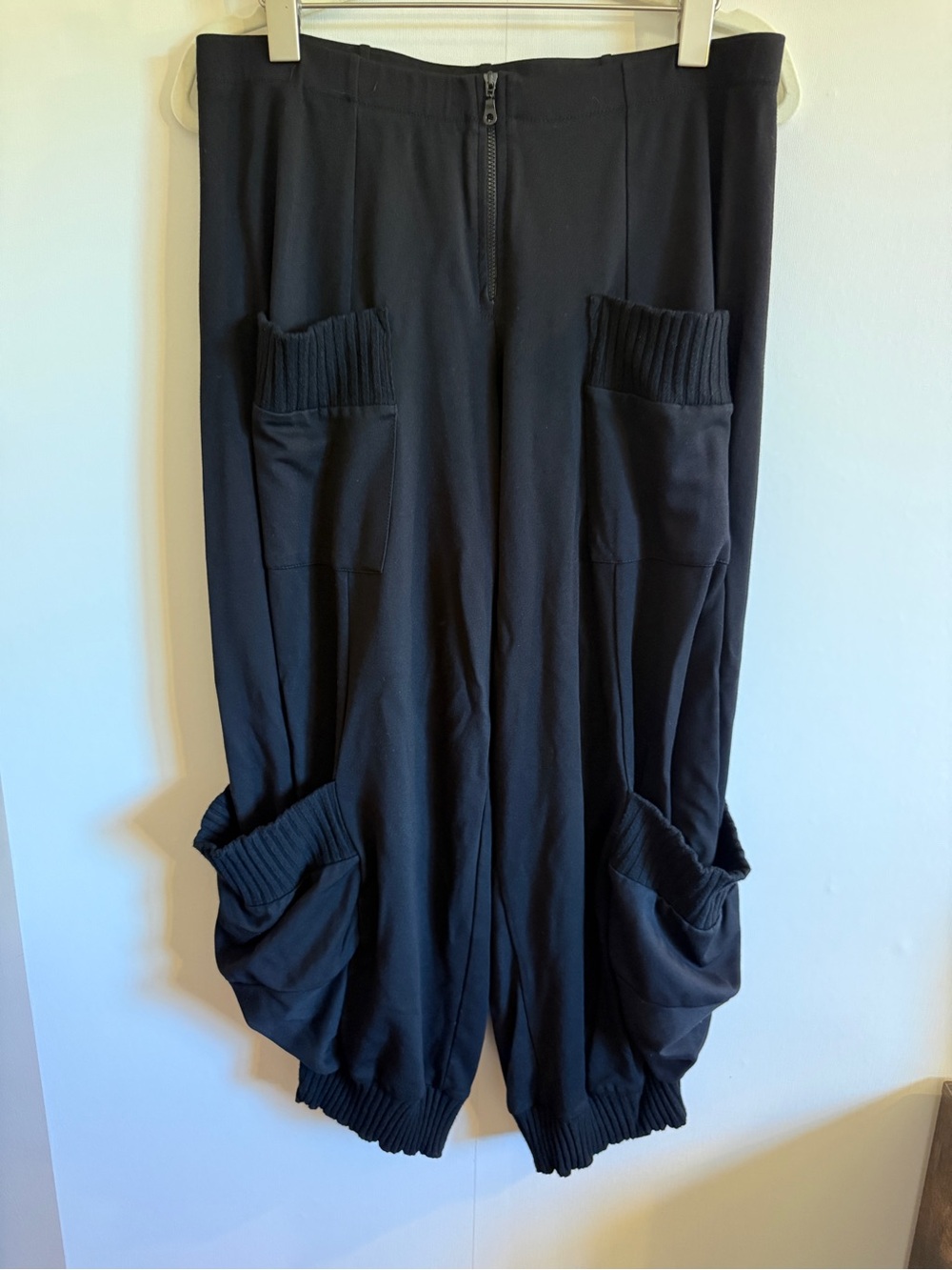 Alembika Black Crop Lantern Pants Size 3 Oversized Pocket Barrel Leg